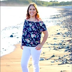 Meet your Posher, Ally